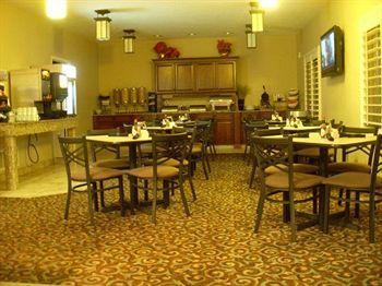 Landmark Inn And Suites فيرنال المظهر الخارجي الصورة